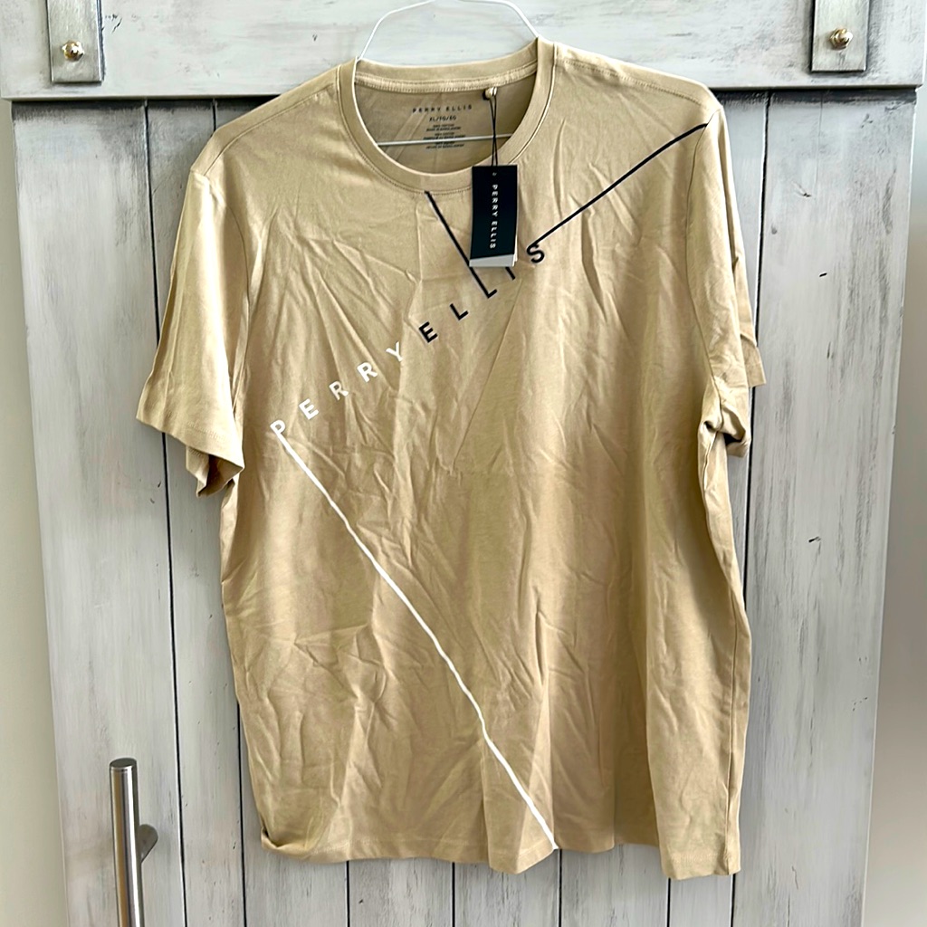 Brand New Perry Ellis TShirt Stone Color Contemporary Design Brand New Perry Ellis TShirt Stone Color Contemporary Design
